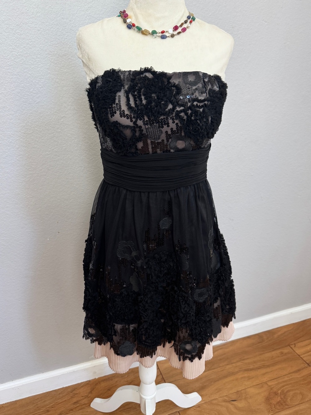Foreign Exchange Strapless Black Lace Cocktail Dress medium